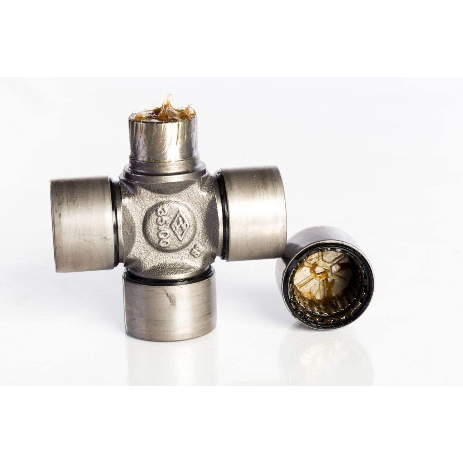 Lankota LAN312410 Pto Driveshaft Bearing U-Joint Cross