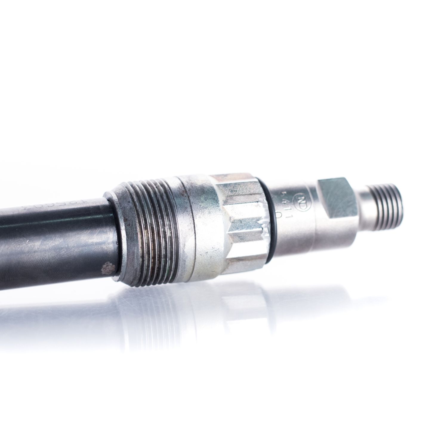 SE501135 Engine Fuel Injector fits John Deere