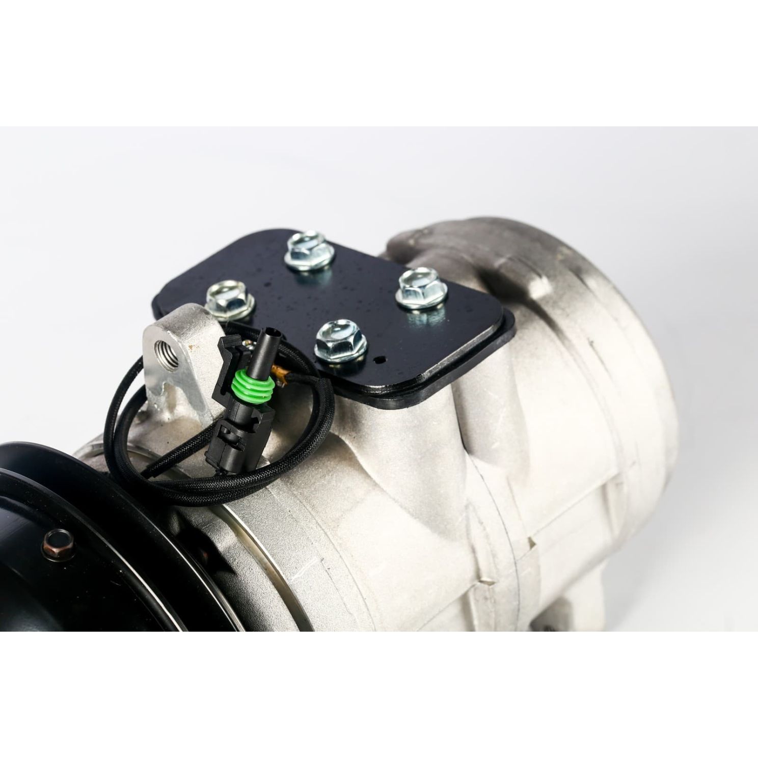 OE Denso Compressor 6E171 - 146mm, Single Groove Clutch, 12V