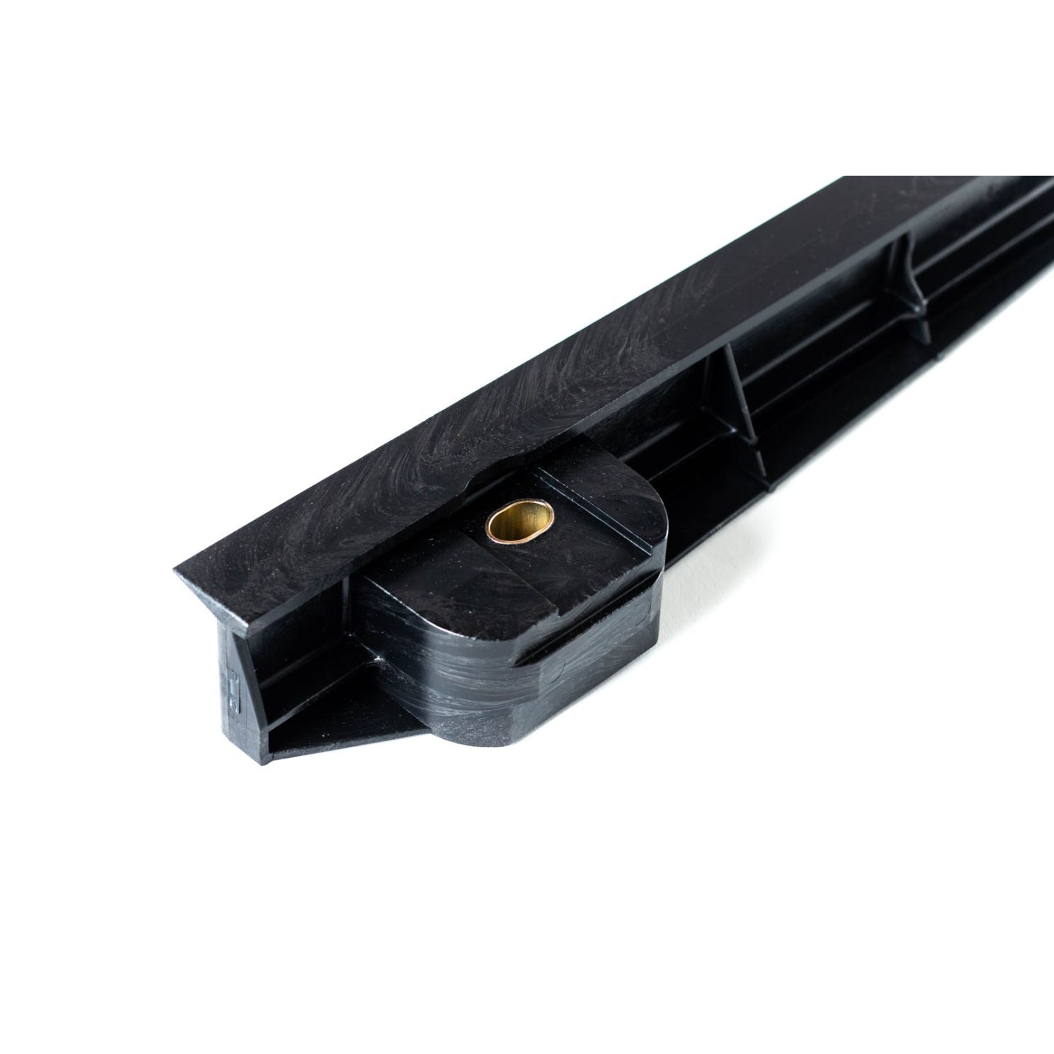 AH235033 Corn Head Gathering Chain RH Poly Guide fits John Deere