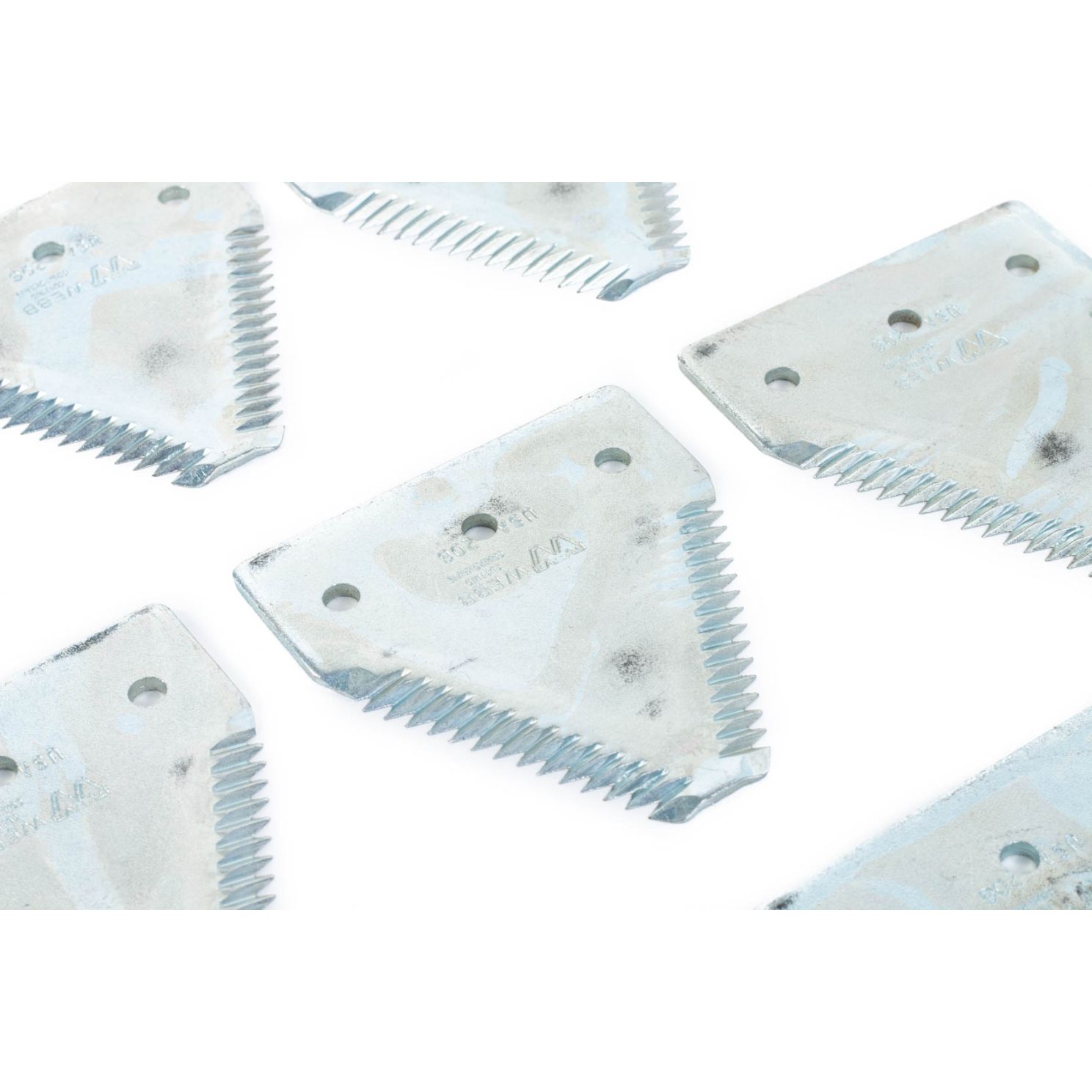 191256A1 Platform Chrome Overserrated Section Fits Case IH